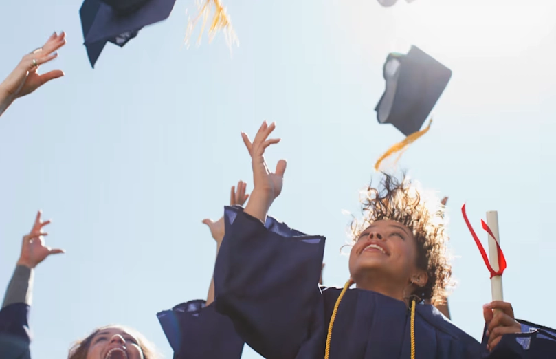 higher education advantages