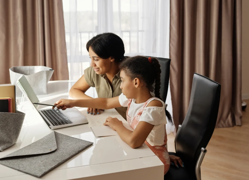 benefits of hybrid classes