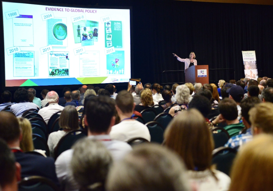 how to present at a conference