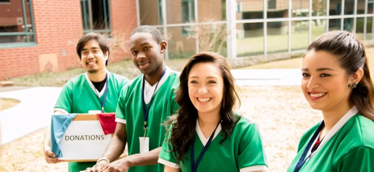 What is the difference between a club and an organization?